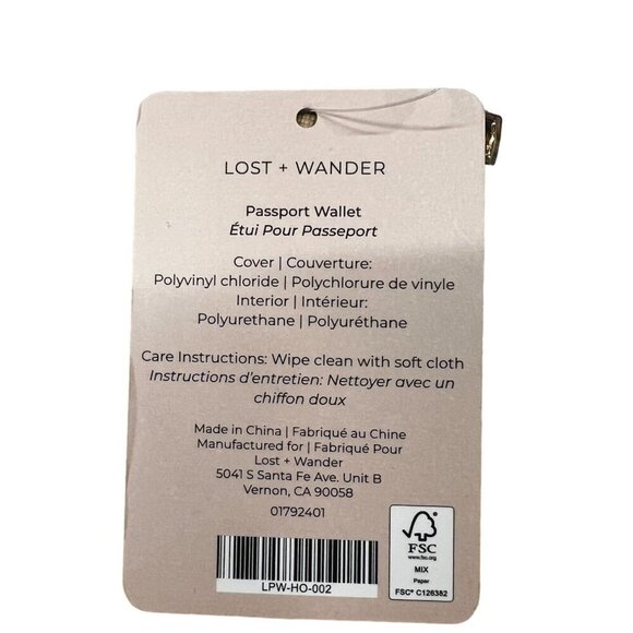 Lost + Wander Beige Passport Wallet With Wristlet Strap Worry Free NWT - Picture 6 of 6